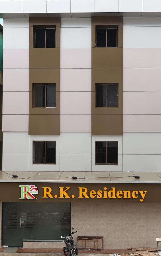 R K Residency Mahape Hotel Navi Mumbai Bagian luar foto