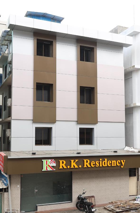 R K Residency Mahape Hotel Navi Mumbai Bagian luar foto