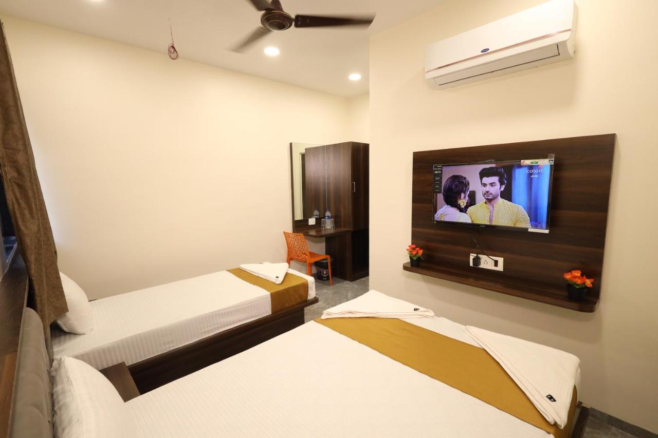R K Residency Mahape Hotel Navi Mumbai Bagian luar foto